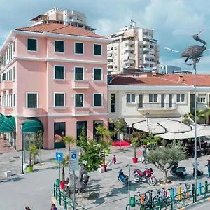https://city-center-apartament.hotels-in-tirana.com
