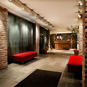 **** Otel Hellsten İsveç